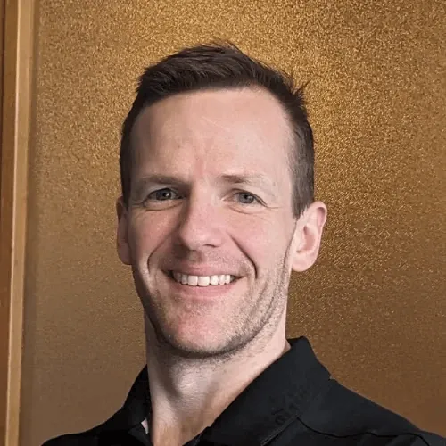 Dr. Paul Helms, sciatica chiropractor and physical therapist at Helms Performance in Bethesda, MD